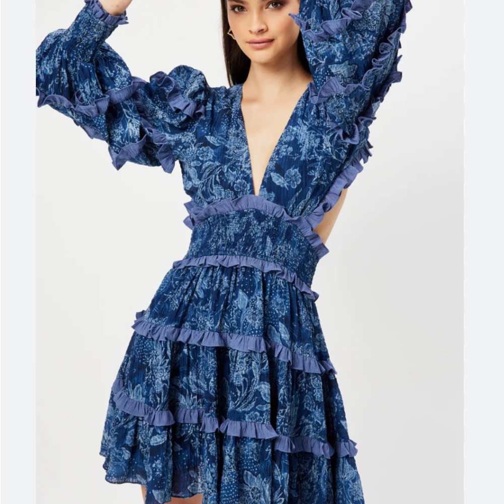 Elliatt dress